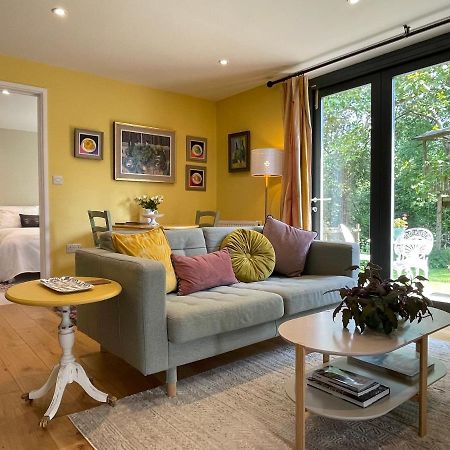 شقة Garden Hideaway, Self-Contained, Edge Of باث المظهر الخارجي الصورة