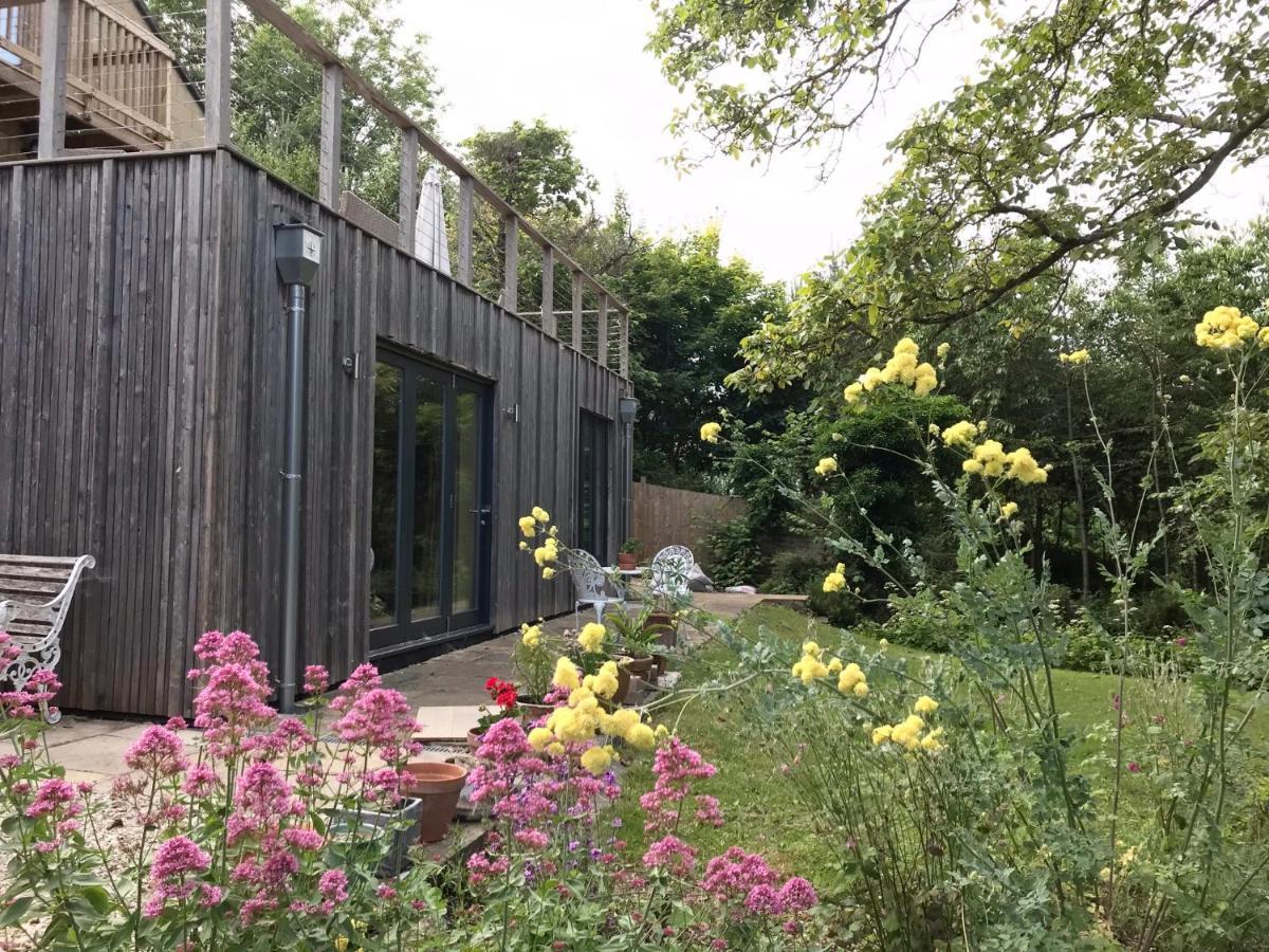 شقة Garden Hideaway, Self-Contained, Edge Of باث المظهر الخارجي الصورة