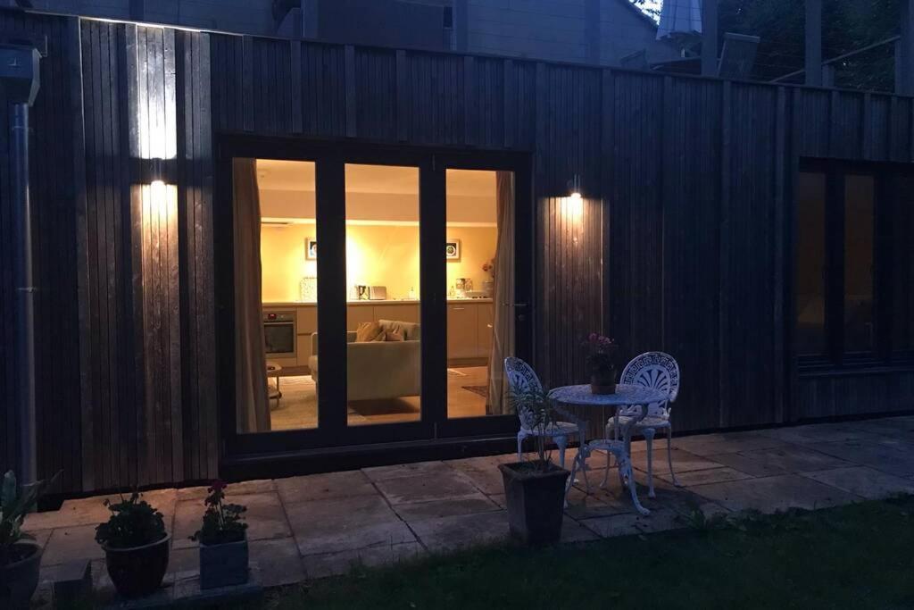 شقة Garden Hideaway, Self-Contained, Edge Of باث المظهر الخارجي الصورة
