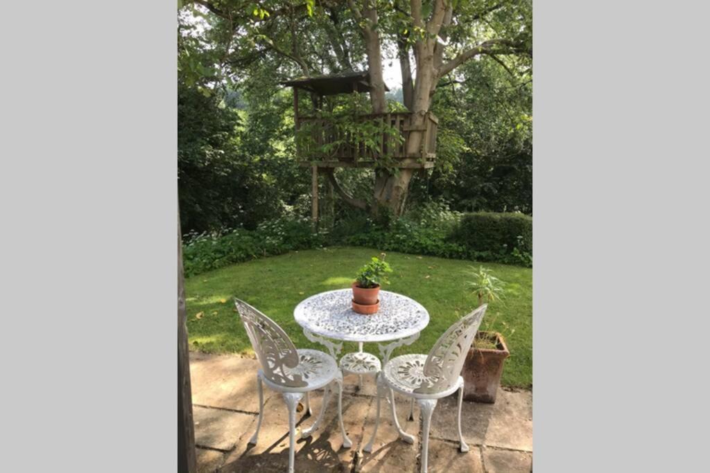 شقة Garden Hideaway, Self-Contained, Edge Of باث المظهر الخارجي الصورة
