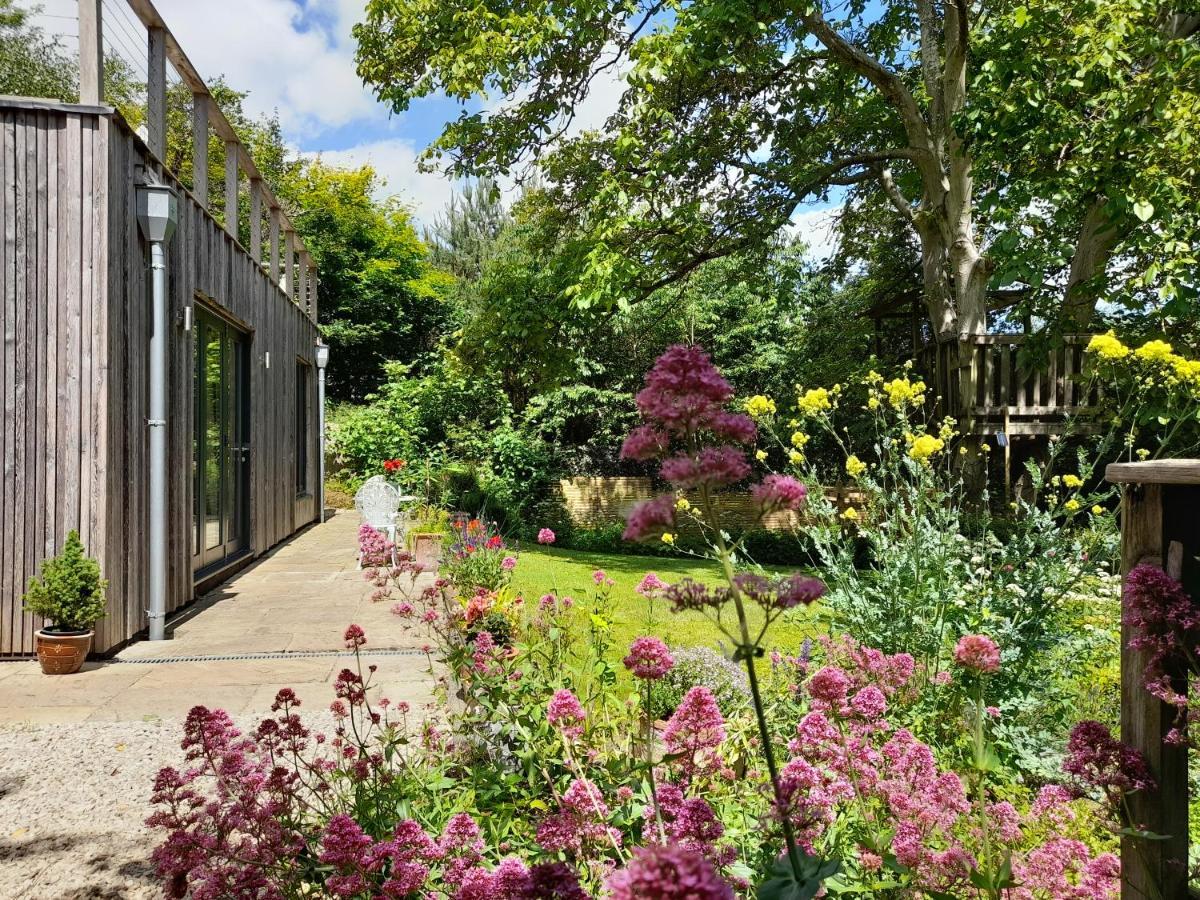 شقة Garden Hideaway, Self-Contained, Edge Of باث المظهر الخارجي الصورة