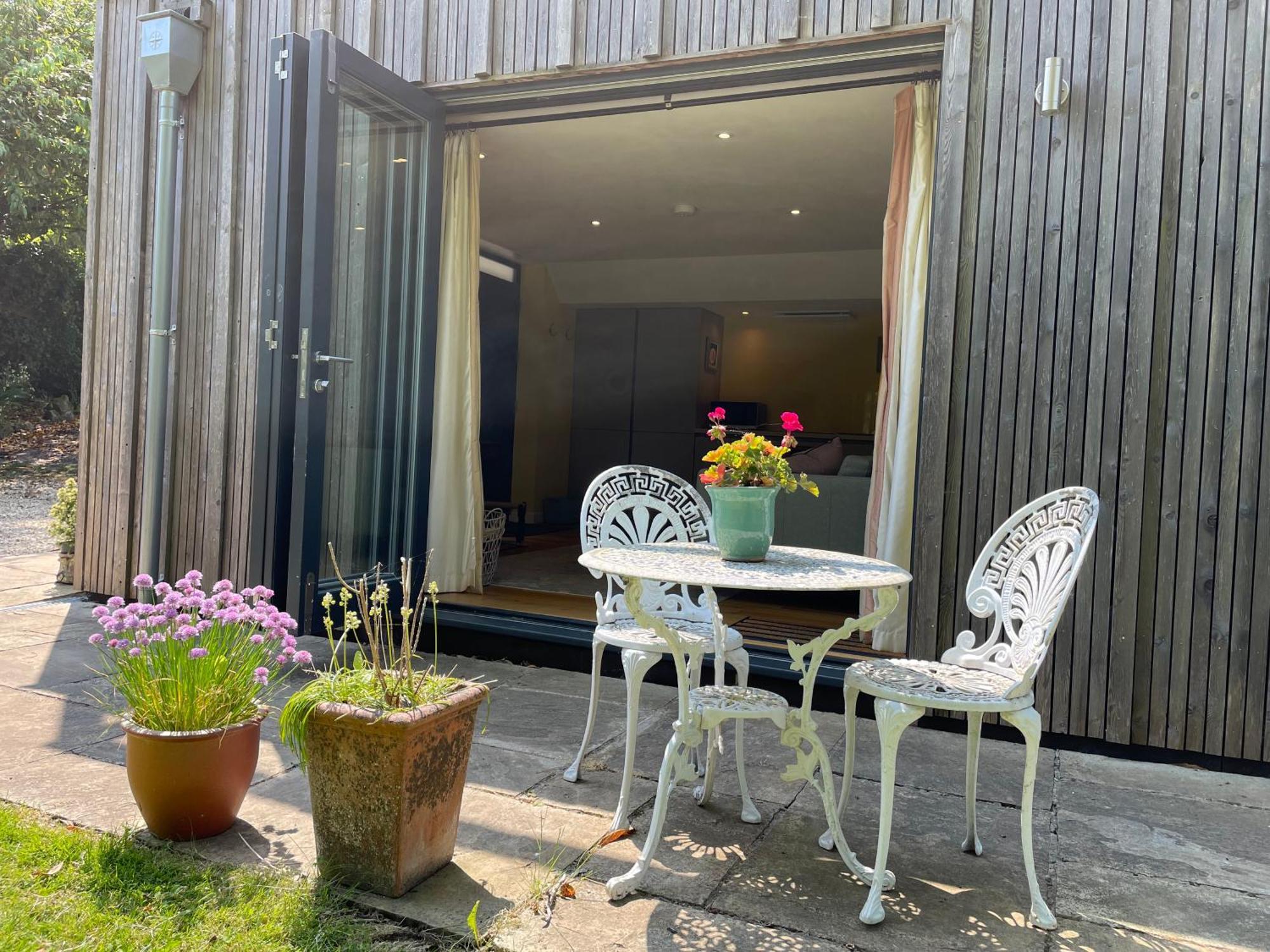 شقة Garden Hideaway, Self-Contained, Edge Of باث المظهر الخارجي الصورة